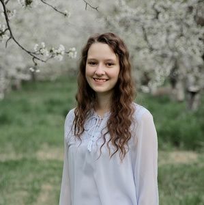 Meet your Posher, Alina